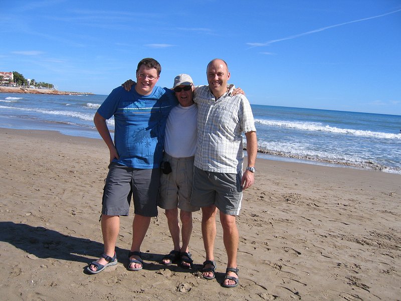 ted_jem_jona_beach.jpg